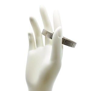 Vintage Brushed Silver-Tone Metal Bangle Bracelet with Geometric Line Detailing